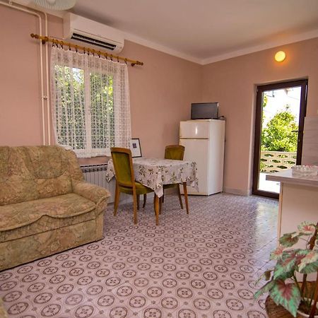 Apartamento Nena Mali Lošinj Exterior foto