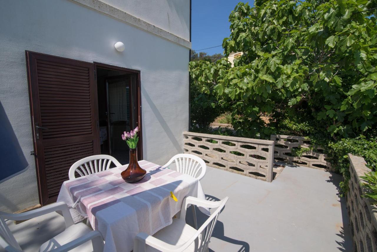 Apartamento Nena Mali Lošinj Exterior foto