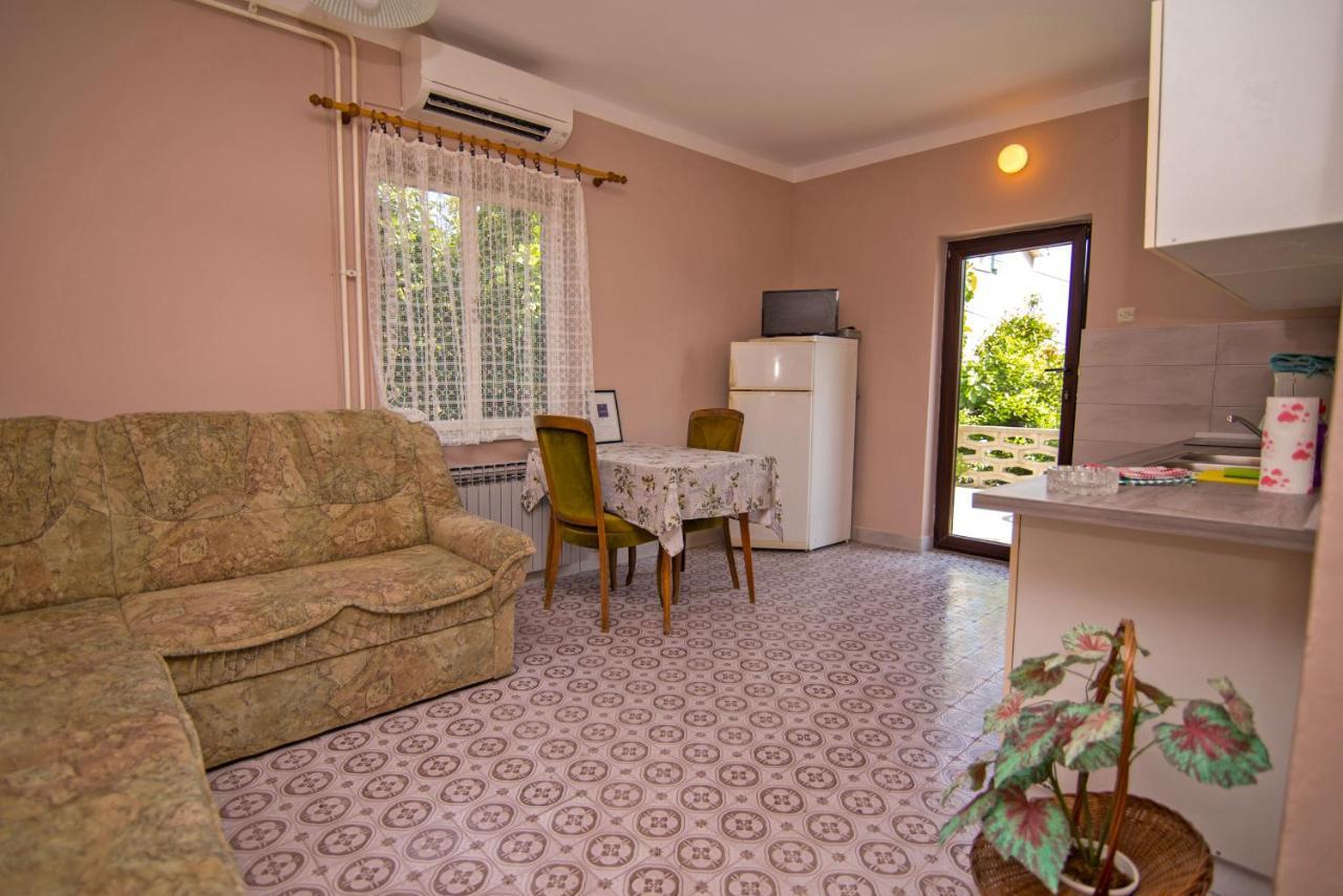 Apartamento Nena Mali Lošinj Exterior foto